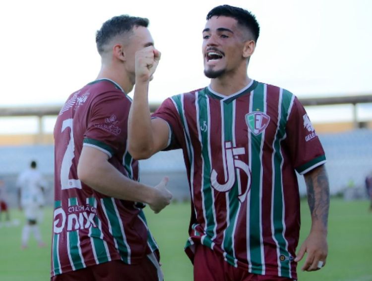 : Gusttavo Sousa